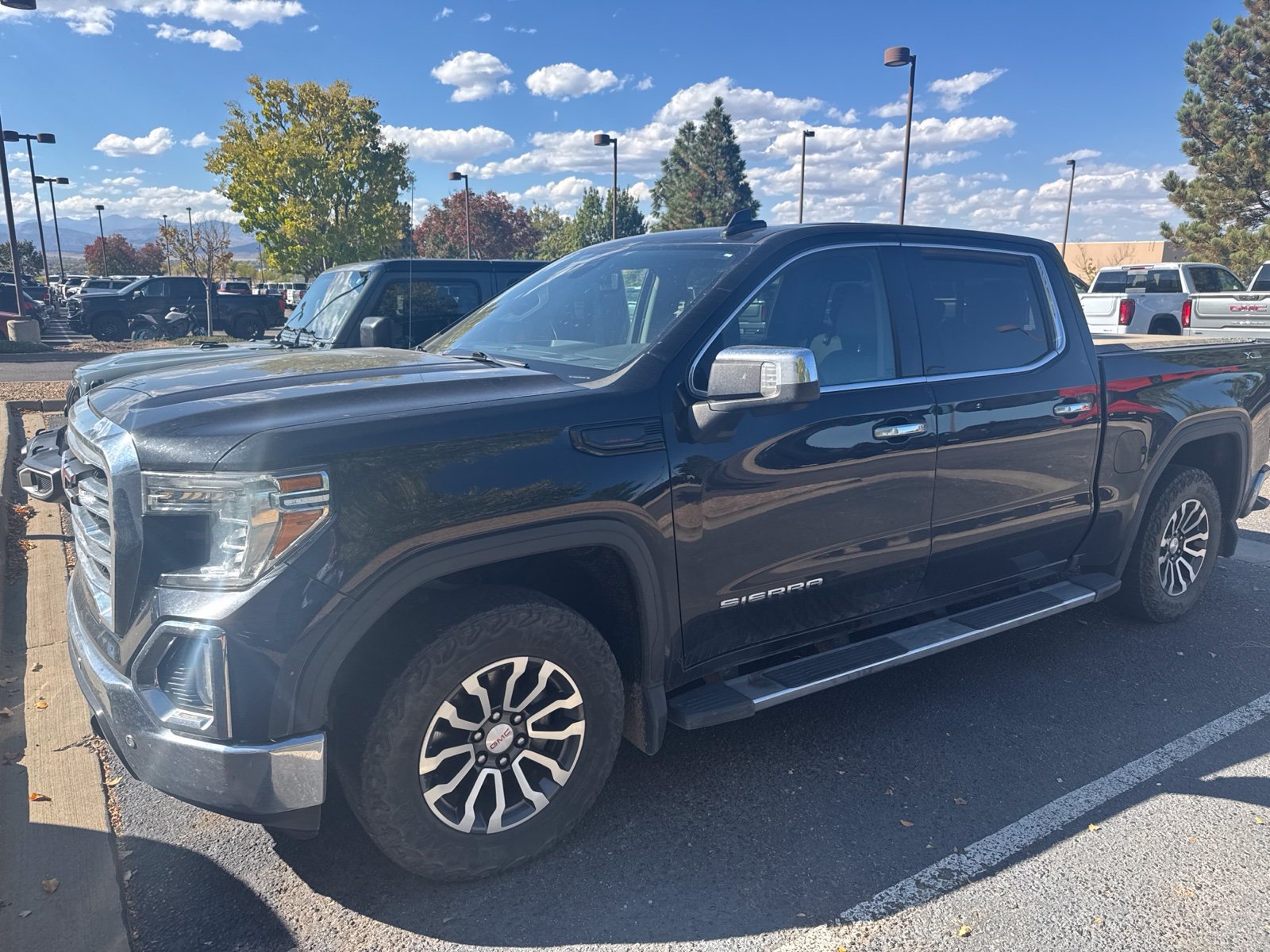 Used 2021 GMC Sierra 1500 SLT w/ SLT Premium Plus Package AWD/4WD image 2