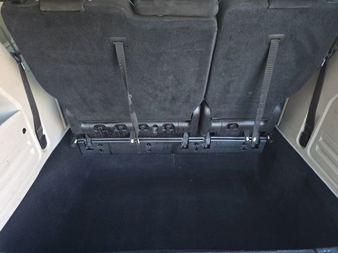 Used 2016 Dodge Grand Caravan SE w/ Quick Order Package 29E SE image 32