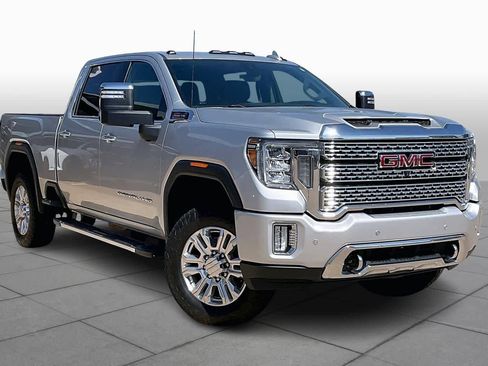 Certified 2022 GMC Sierra 2500 Denali w/ Denali Ultimate Package image 3