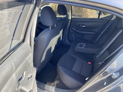 Used 2021 Nissan Sentra SV image 46