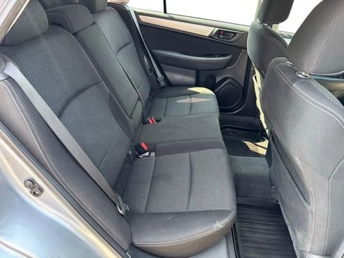 Used 2019 Subaru Outback 2.5i image 27