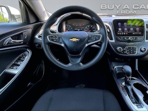 Used 2023 Chevrolet Malibu LT FWD image 5