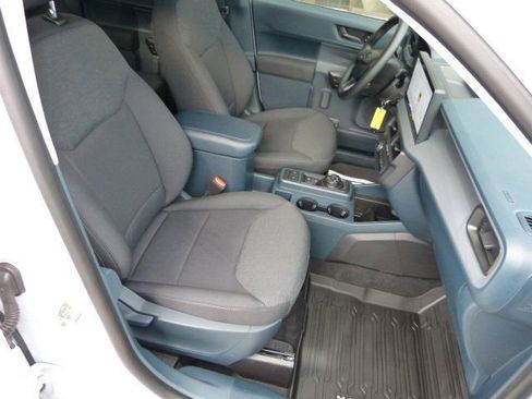 Used 2025 Ford Maverick XL w/ Equipment Group 102A image 20