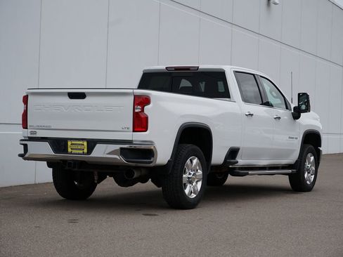 Used 2022 Chevrolet Silverado 3500 LTZ image 3