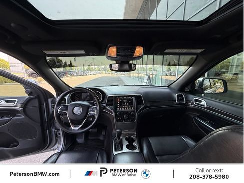 Used 2018 Jeep Grand Cherokee Limited w/ Luxury Group II AWD/4WD image 18