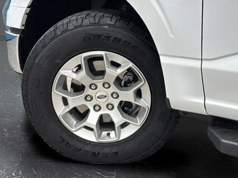 Used 2025 Ford F150 XLT w/ Equipment Group 302A MID AWD/4WD image 37