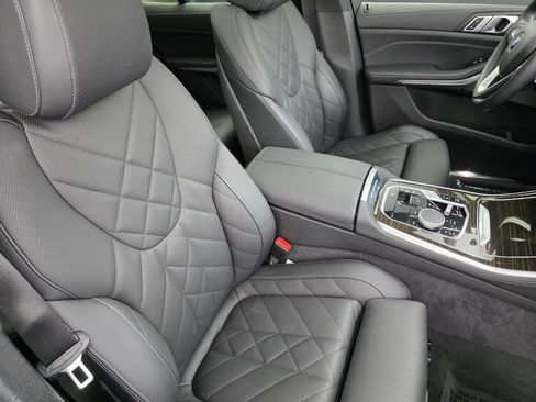 Used 2025 BMW X5 sDrive40i w/ Premium Package RWD image 28