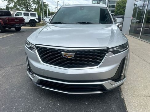 Used 2020 Cadillac XT6 Premium Luxury FWD image 7