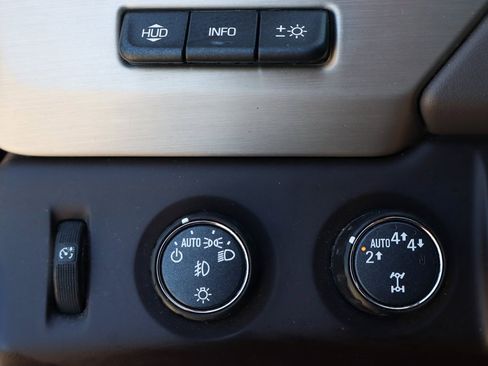 Used 2018 GMC Yukon Denali w/ Denali Ultimate Package image 22