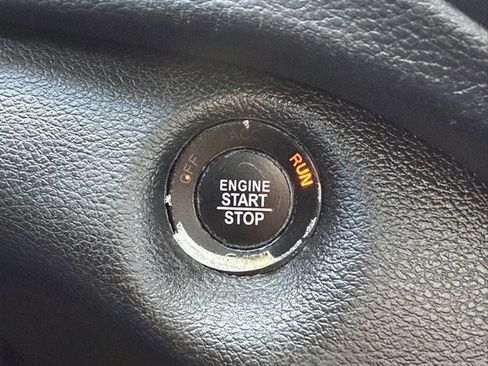 Certified 2022 Jeep Cherokee Limited image 18