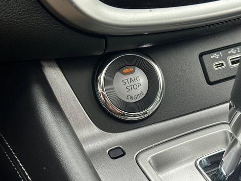 Used 2023 Nissan Murano SL w/ SL Moonroof Package image 30