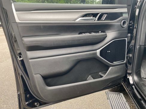 New 2026 Jeep Grand Wagoneer Limited AWD/4WD image 13