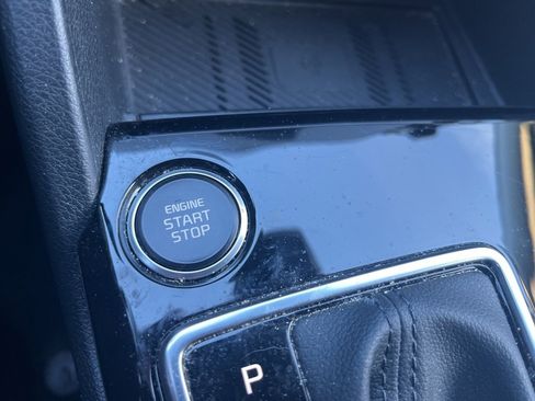 Certified 2024 Kia Sportage EX image 23