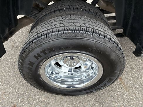 Used 2024 RAM 3500 Big Horn image 19