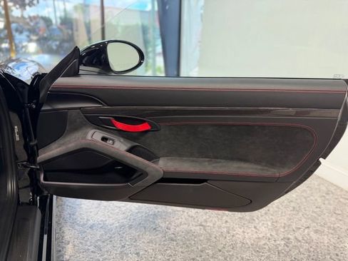 Used 2020 Porsche 718 Cayman GT4 RWD image 40