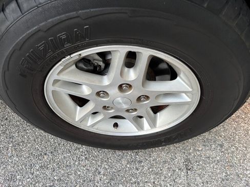 Used 2003 Jeep Grand Cherokee Laredo image 29