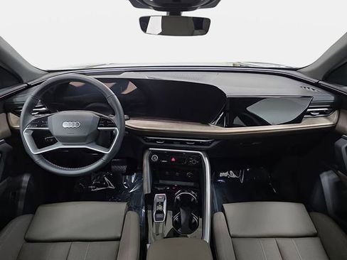 Used 2025 Audi Q5 Premium Plus image 10