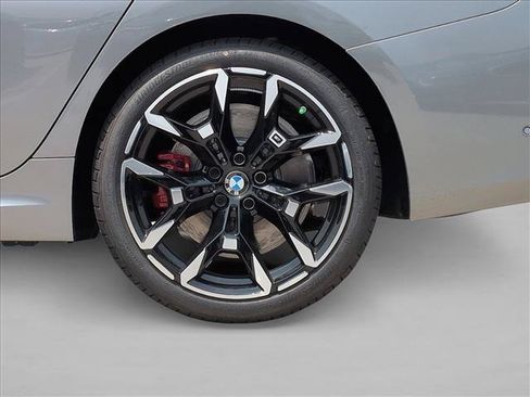 New 2026 BMW 330i xDrive Sedan w/ M Sport Package AWD/4WD image 10