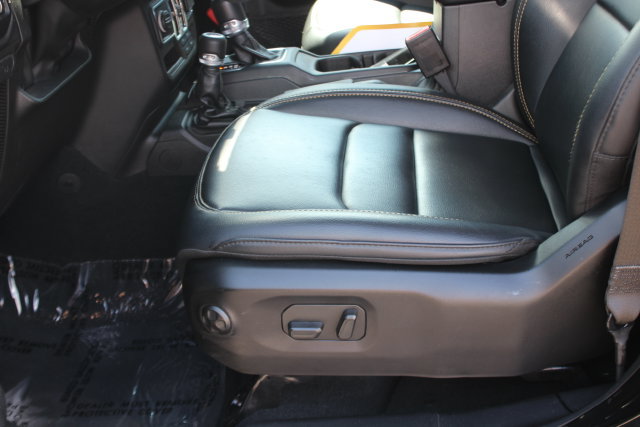 Used 2024 Jeep Gladiator Sport w/ Premium Package AWD/4WD image 22