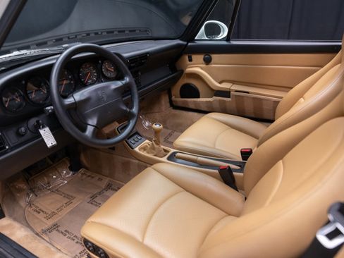 Used 1995 Porsche 911 Carrera image 37