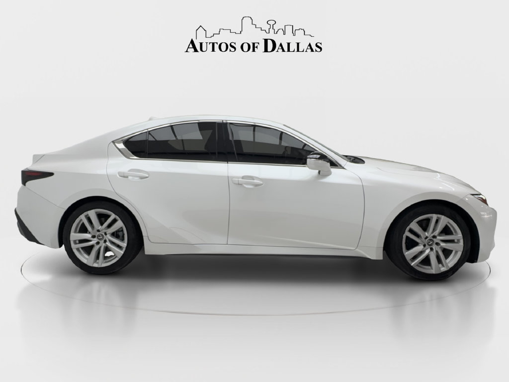Used 2023 Lexus IS 300 w/ Comfort Package RWD image 7