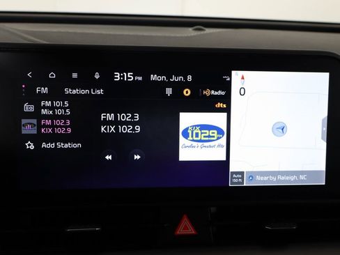 Used 2025 Kia Sportage EX w/ Premium Package FWD image 29
