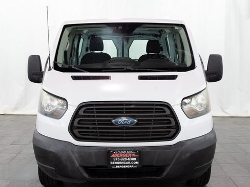 Used 2016 Ford Transit 250 130 Low Roof RWD image 2