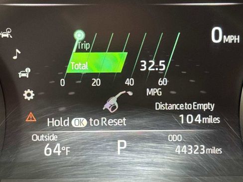 Certified 2023 Toyota Highlander LE image 17