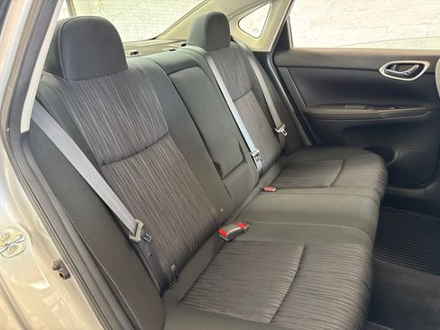 Used 2019 Nissan Sentra SV w/ Special Edition Package FWD image 42