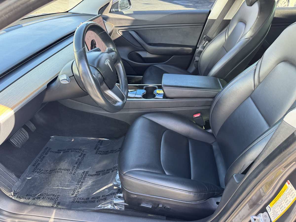 Used 2018 Tesla Model 3 RWD image 25