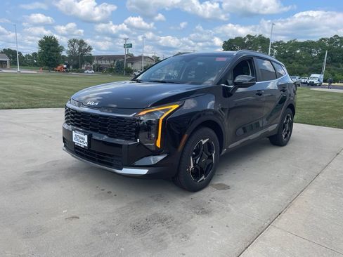 New 2027 Kia Sportage EX AWD/4WD image 2