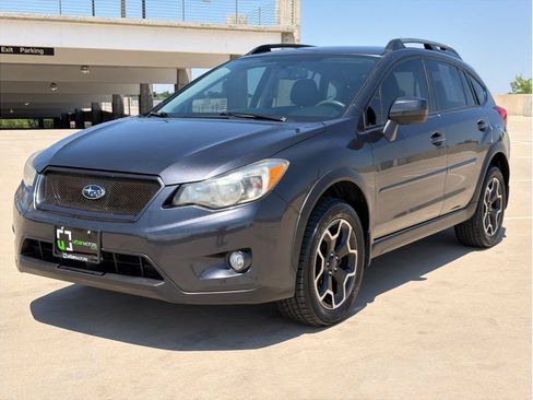 Used 2013 Subaru Crosstrek 2.0i Premium AWD/4WD image 3