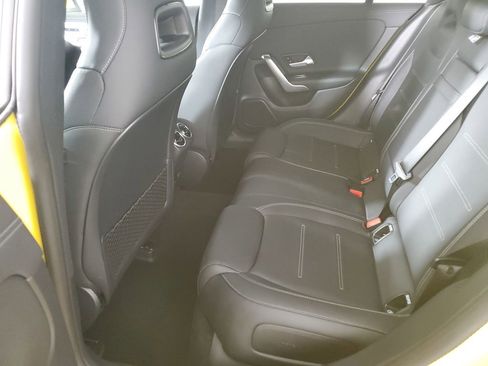 Used 2022 Mercedes-Benz CLA 35 AMG 4MATIC image 13