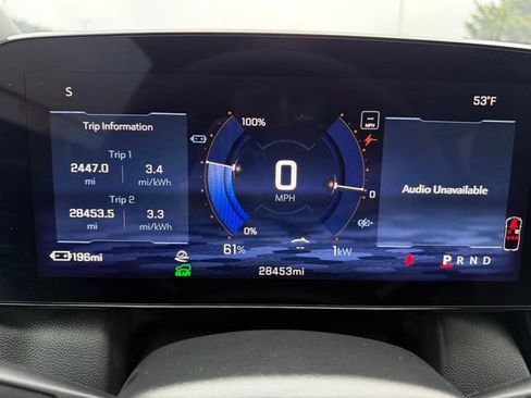 Used 2025 Chevrolet Equinox EV RS w/ LPO, All-Weather Mat Package FWD image 24