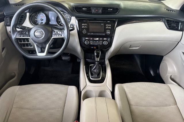 Used 2018 Nissan Rogue Sport SV FWD image 15