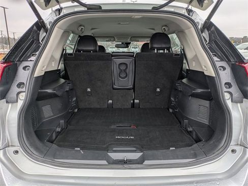 Used 2019 Nissan Rogue SL image 32
