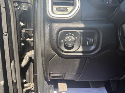 Certified 2024 RAM 2500 Big Horn AWD/4WD image 18