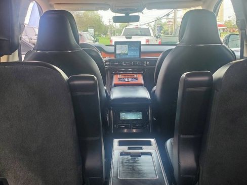 Used 2020 Lincoln Aviator Reserve w/ Equipment Group 202A image 26