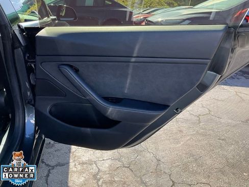 Used 2018 Tesla Model 3 Long Range image 55