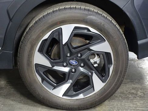 Used 2024 Subaru Crosstrek 2.5i Limited w/ Crosstrek Mirror Package image 42