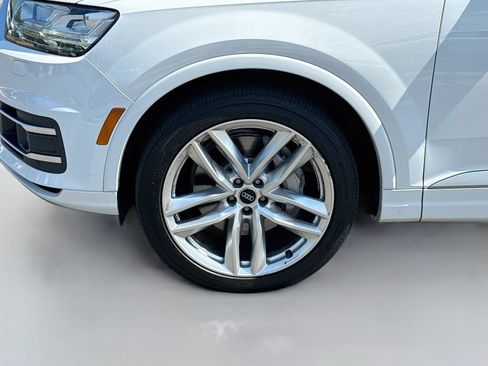 Used 2018 Audi Q7 3.0T Prestige AWD/4WD image 35