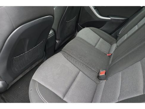 Used 2016 Hyundai Elantra GT w/ Option Group 02 image 14