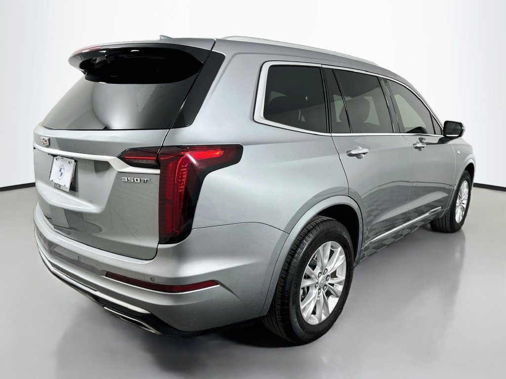 Used 2025 Cadillac XT6 Luxury FWD image 5