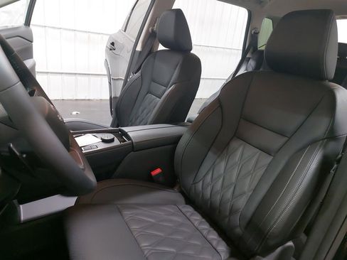 New 2026 Nissan Rogue Platinum w/ Platinum Premium Package image 15