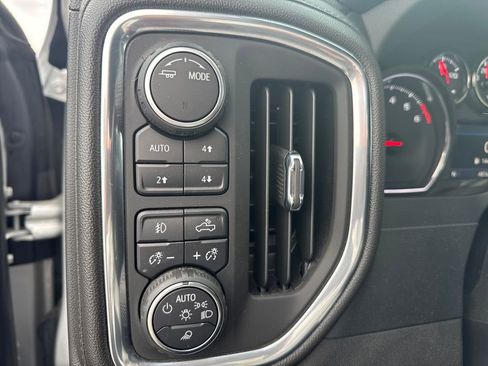 Used 2022 Chevrolet Silverado 1500 LT Trail Boss w/ Safety Package image 30