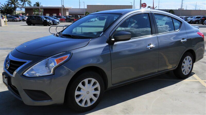 Used 2019 Nissan Versa SV FWD image 1