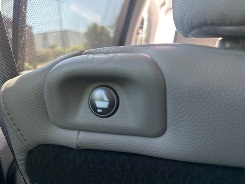 Used 2021 Honda Pilot Touring image 34