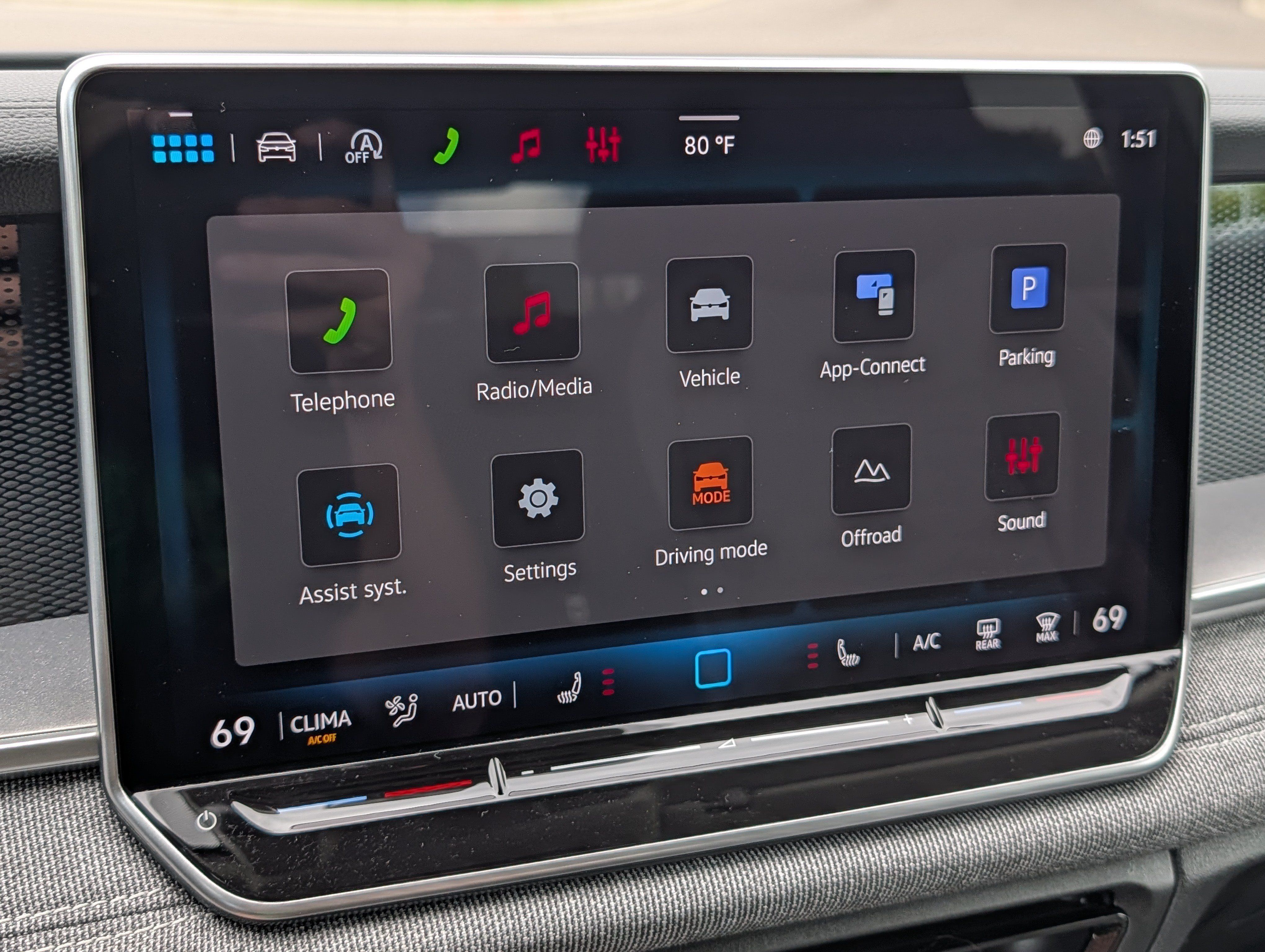 Certified 2026 Volkswagen Tiguan S AWD/4WD image 22