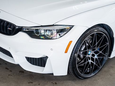 Used 2020 BMW M4 Convertible w/ Competition Package image 13