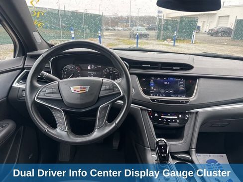 Used 2024 Cadillac XT5 Premium Luxury image 16